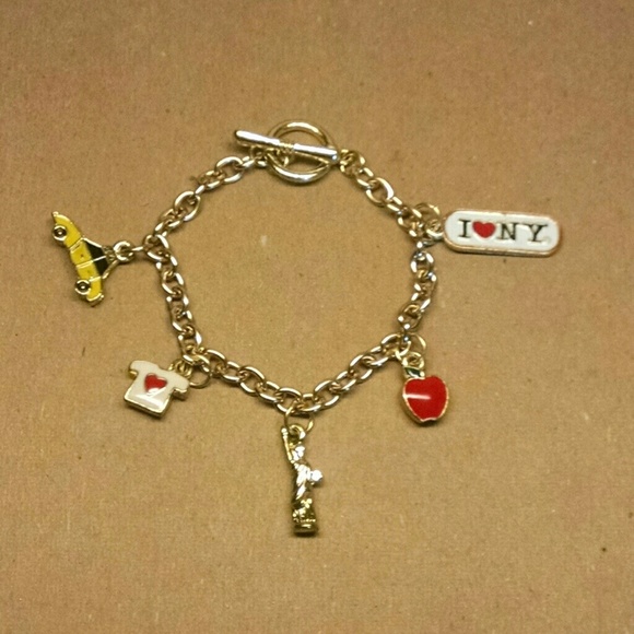 Charm bracelet